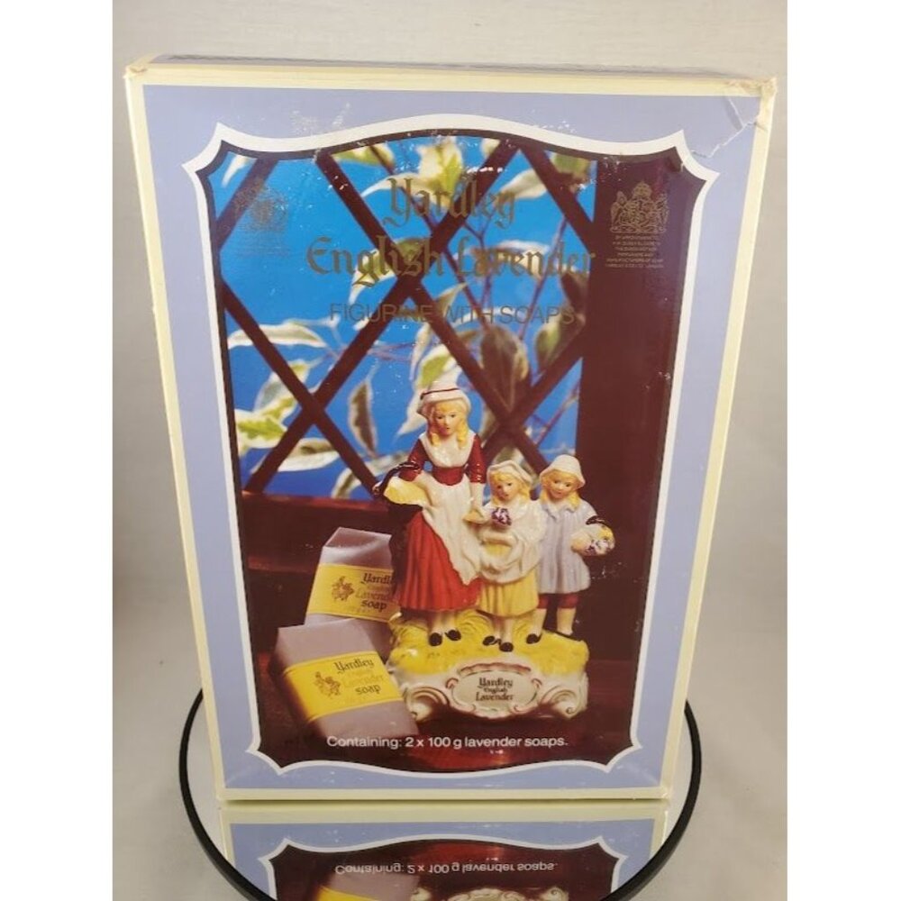 Yardley English Lavender Porcelain Figurine With 2 Perfumed Soaps Collectible
